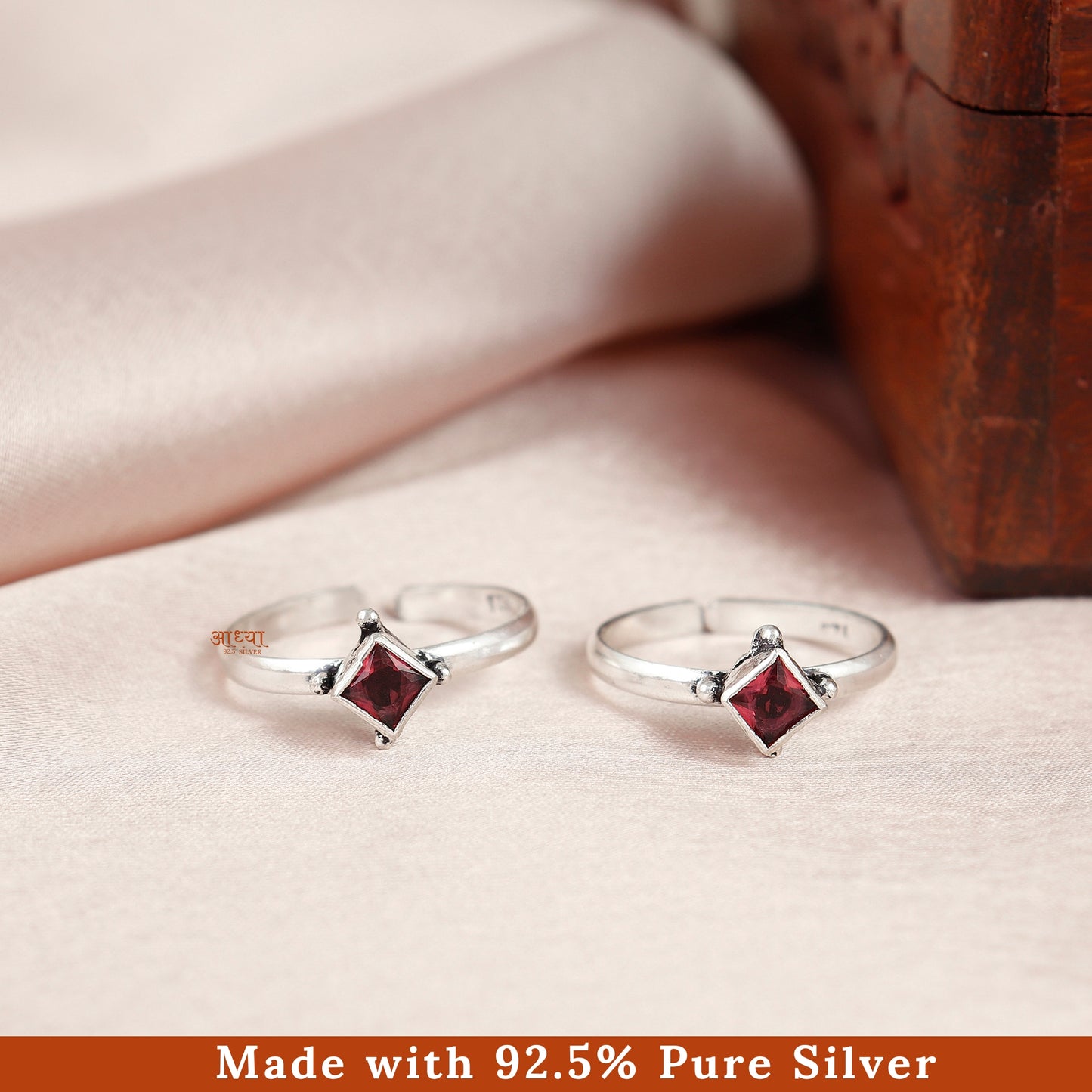 Fine Rava Jadau Toe Ring