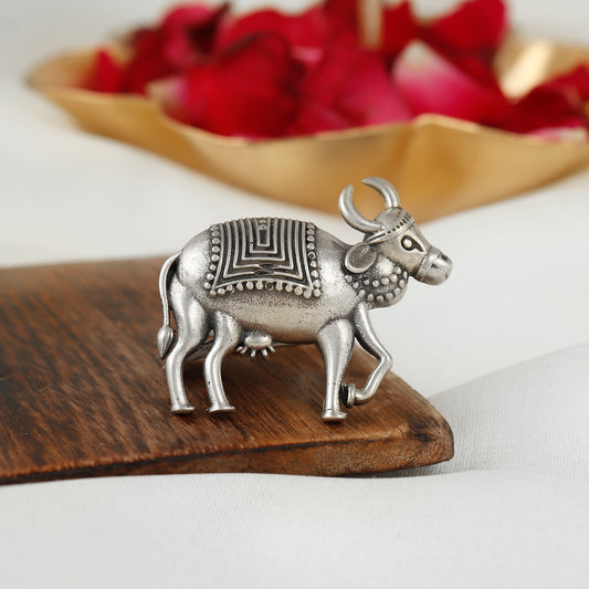 Exquisite Cow Sculpture Silver Ring