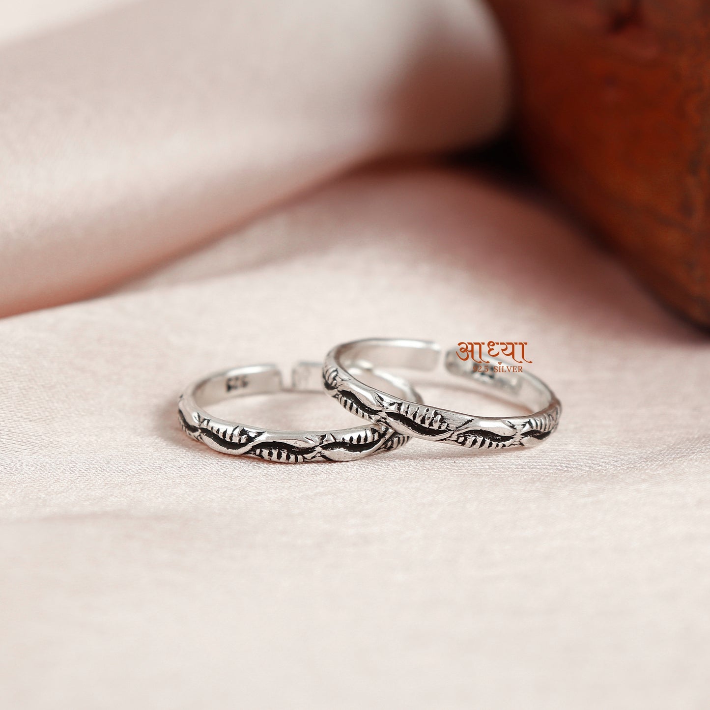 Ocean Wave Silver Band Toe Ring