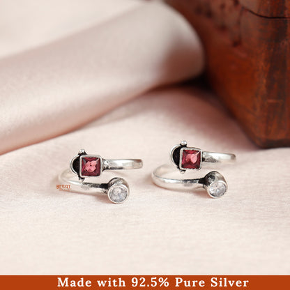 Radiant Stones Princess Cut Silver Toe Ring