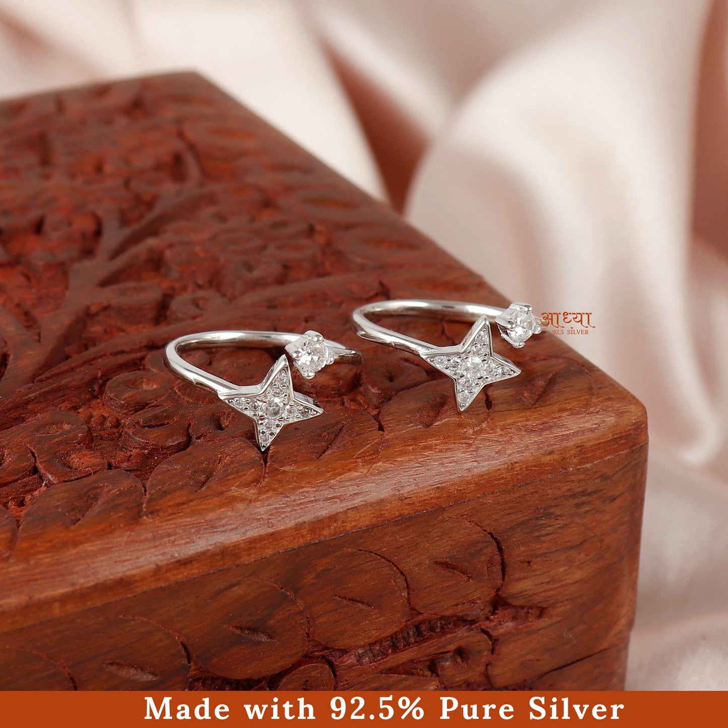 Sparkling Starlet Silver Toe Ring