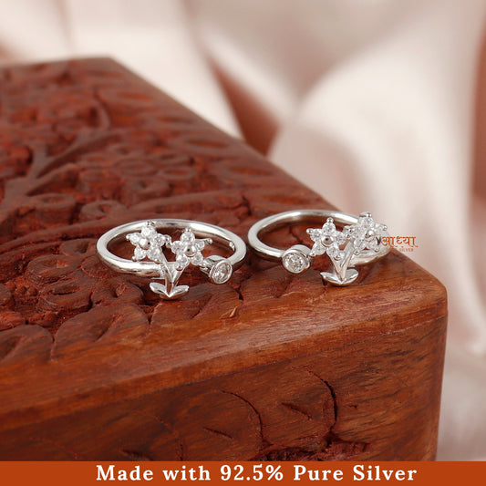 Two Mini Flower Silver Toe Ring